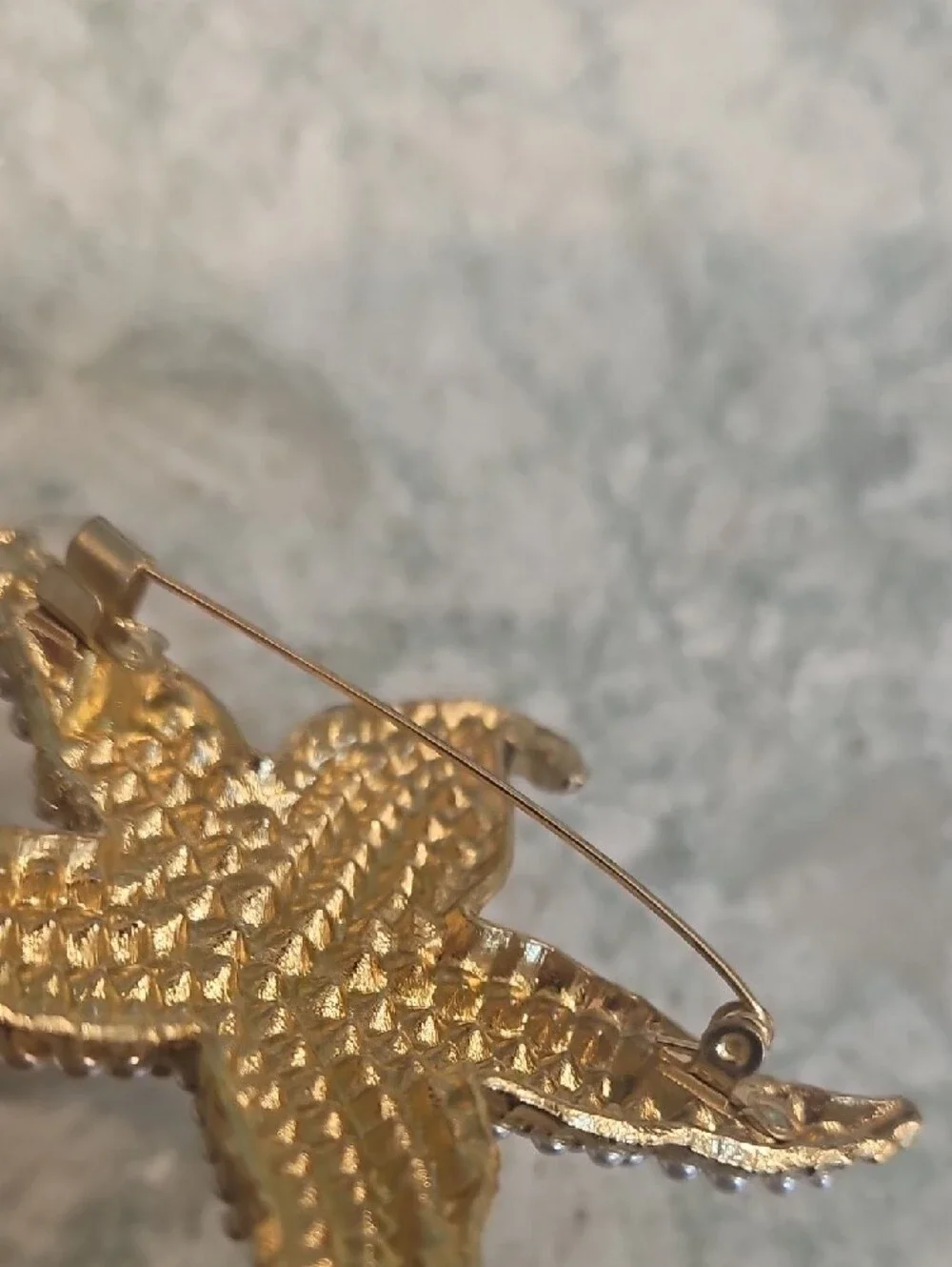 NWT Pearl & Crystal Starfish Hair Clip - Gold Tone